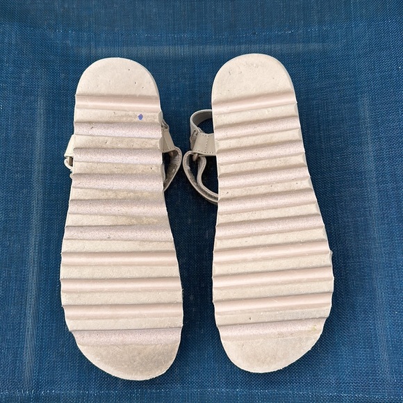 Reef Cushion Rem High Sandals Size 9 - Picture 2 of 6